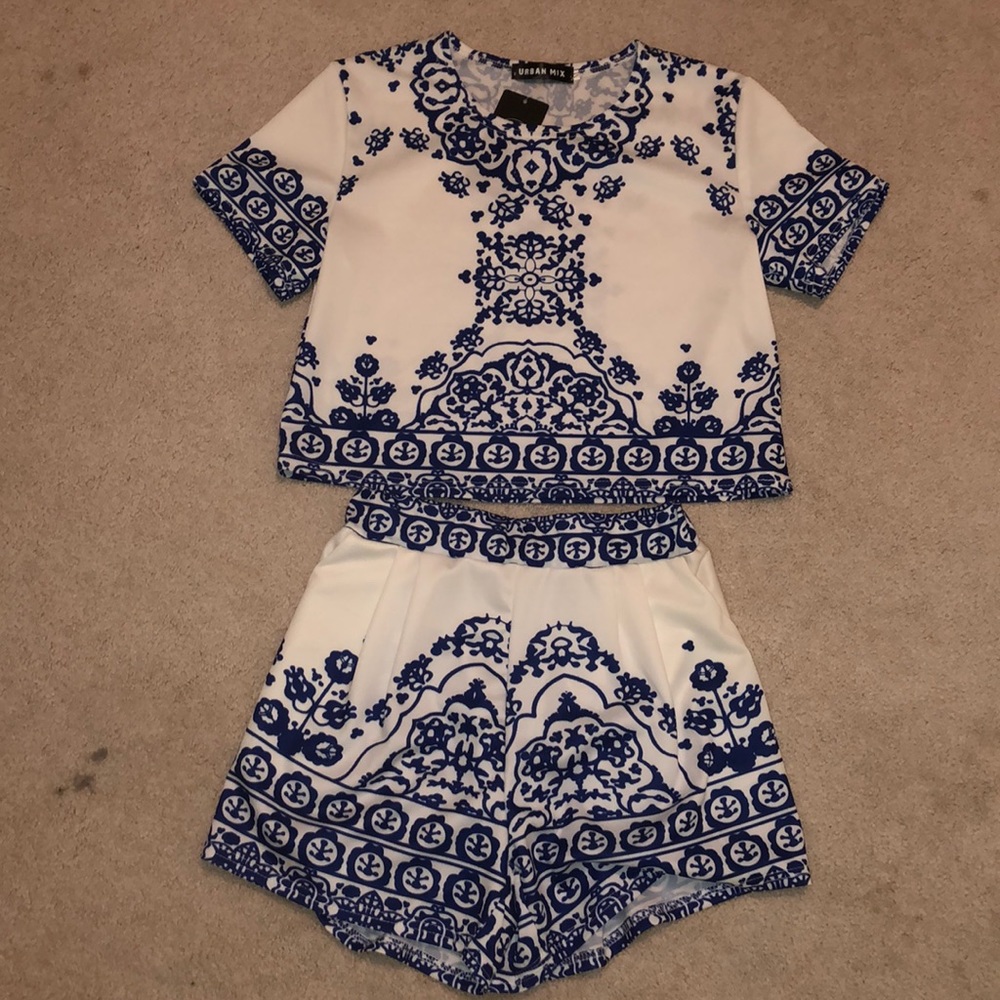 2 piece set